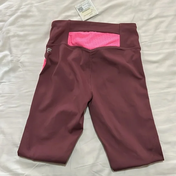 Dark pink and neon Fabletics leggings - Picture 2 of 13